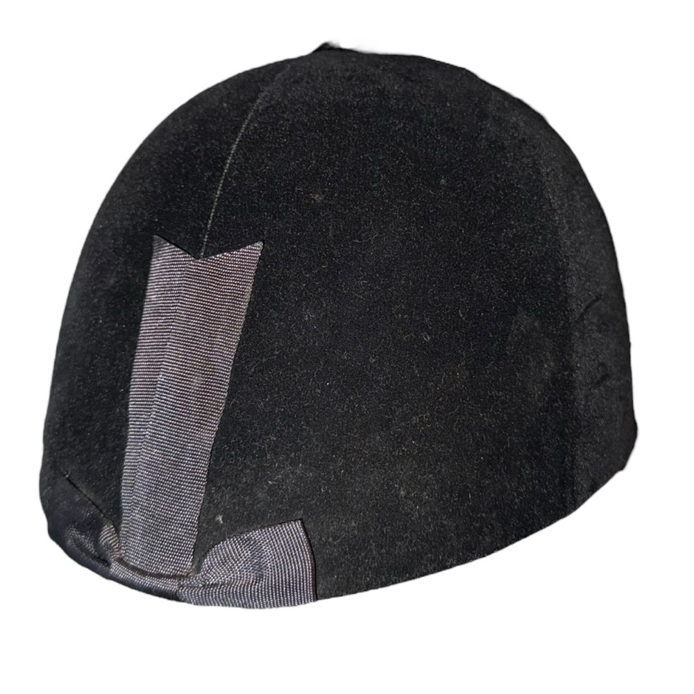 VTG 90s Horseback Riding Equestrian Helmet, Black Velvet,, size 6 5/8 by interna
